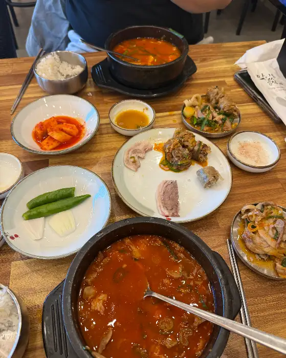 순대정식에 포함된 순대와 머릿고기