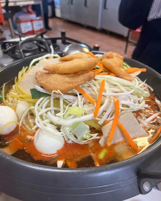 즉석 떡볶이 냄비 모습