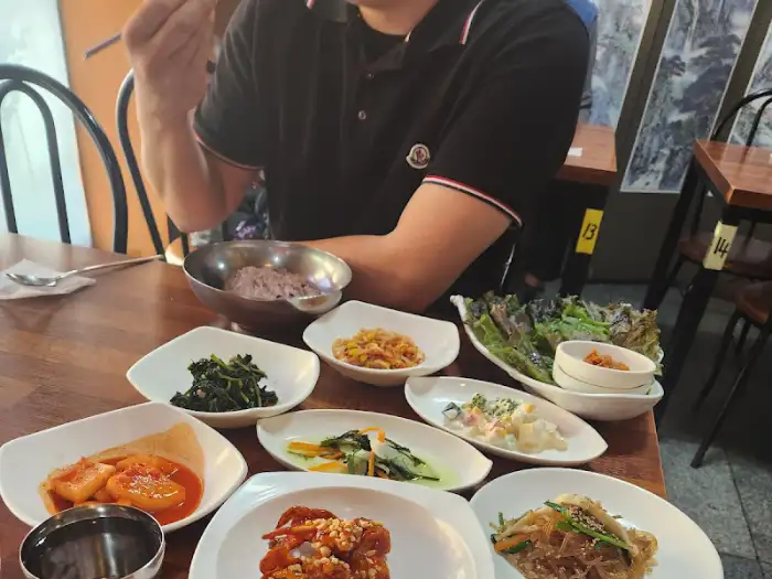다양한 밑반찬 클로즈업