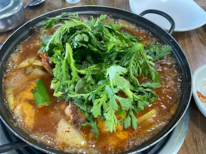 정미네식당 우럭매운탕 클로즈업