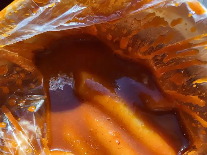 포장된 떡볶이 내용물