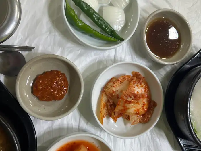 곁들임 메뉴 및 소스