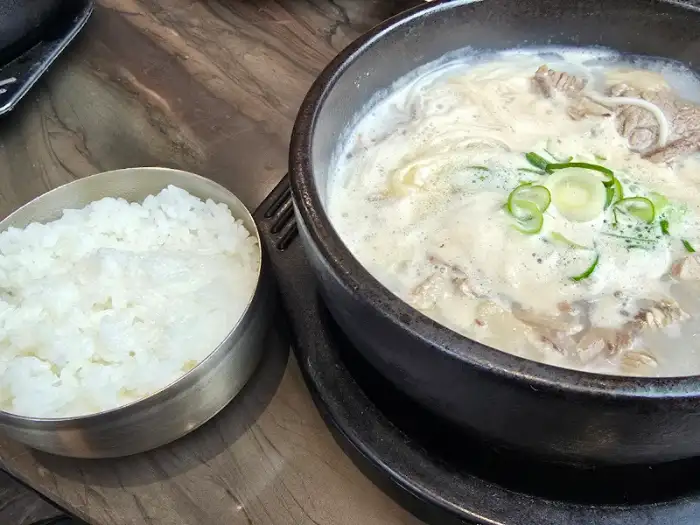서울깍두기 전남도청점 전경