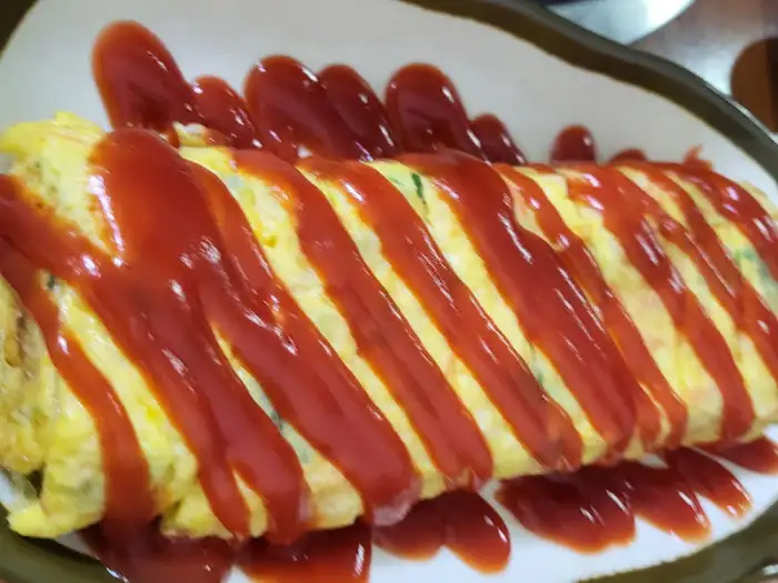 계란말이와 케첩