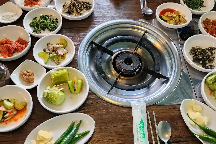 다양한 밑반찬