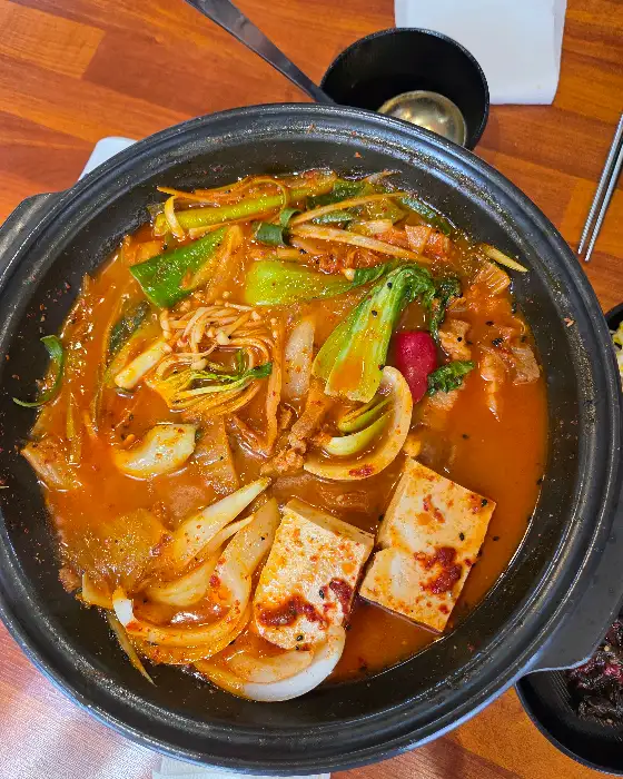 잘 차려진 짜글이 한상차림