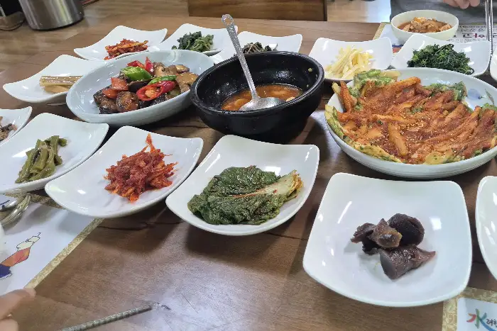 더덕구이와 표고버섯 요리