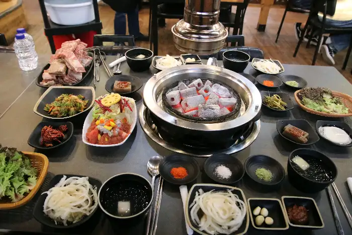 이동갈비와 생갈비 반반 메뉴