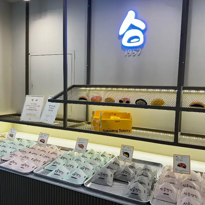 빵집 내부 전경