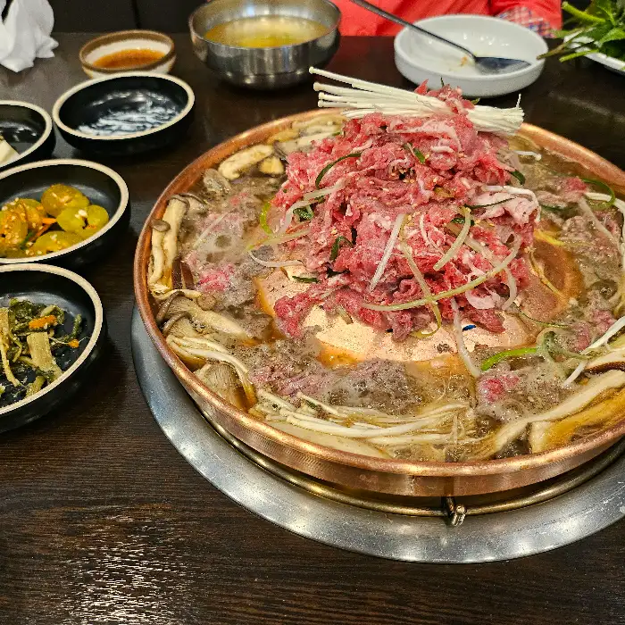 푸짐한 소불고기 전골