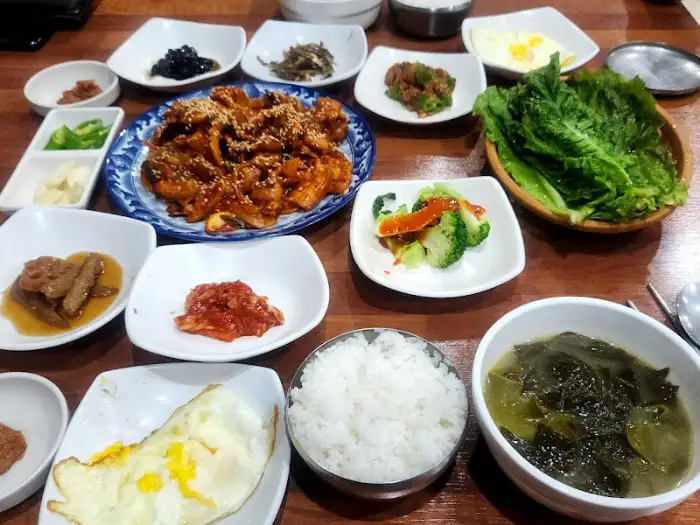 푸짐한 한상차림
