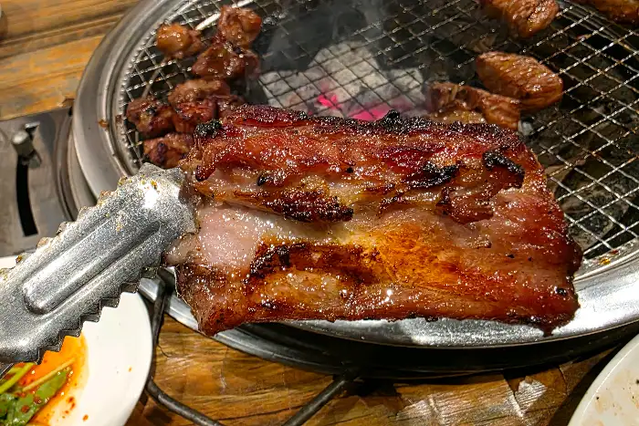 갈비 한 점 클로즈업