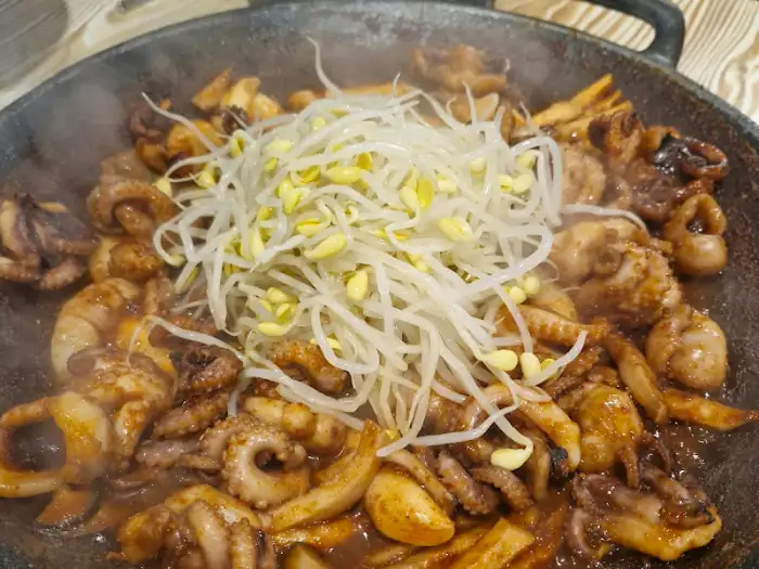 매콤한 쭈꾸미 볶음
