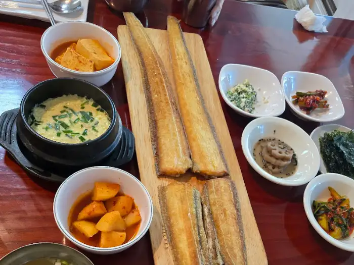 갈치구이와 옥돔구이 한상차림