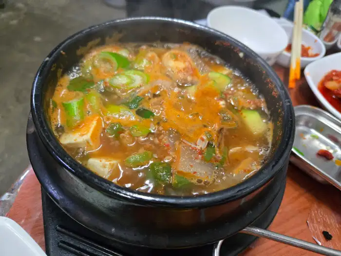 김치찌개와 밥