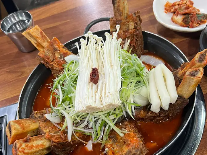 푸짐한 갈비찜 한상
