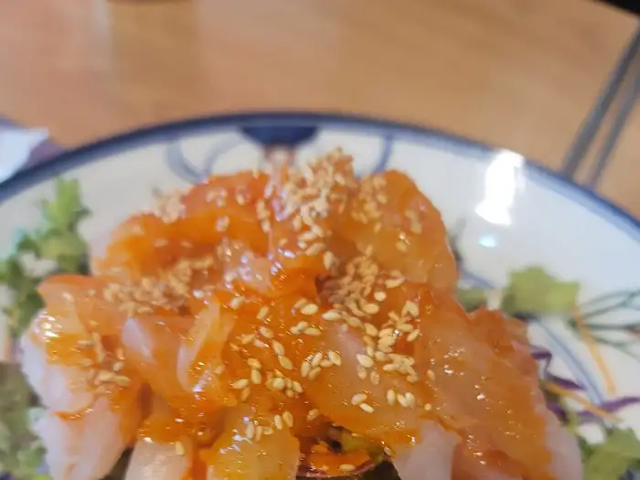 푸짐한 알과 고니가 들어간 탕
