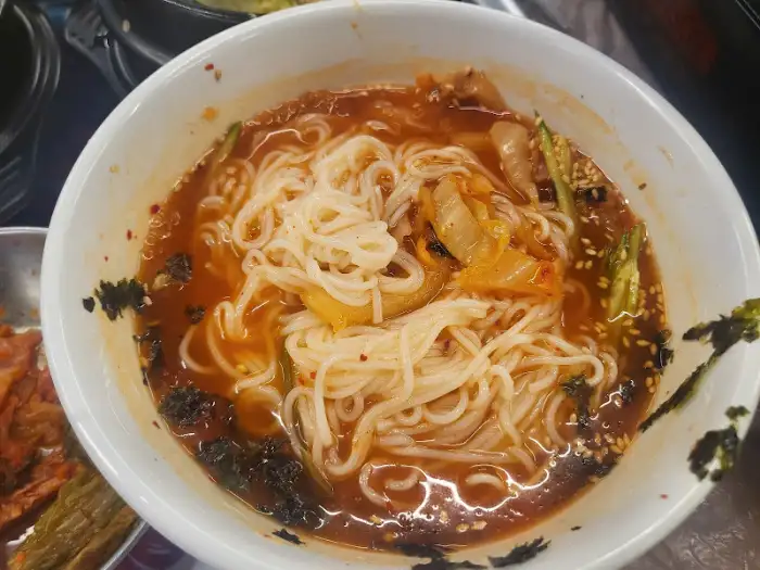 김치말이 국수 한 그릇