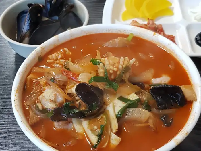 짬뽕 국물 클로즈업