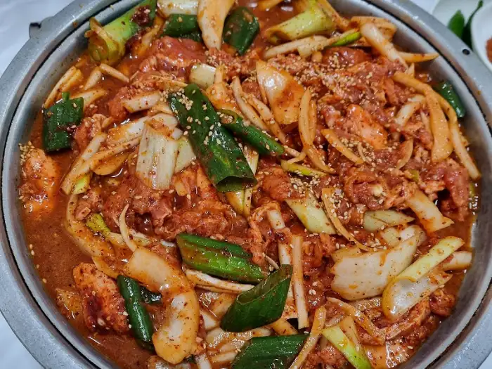 김치 돼지 불고기 비주얼