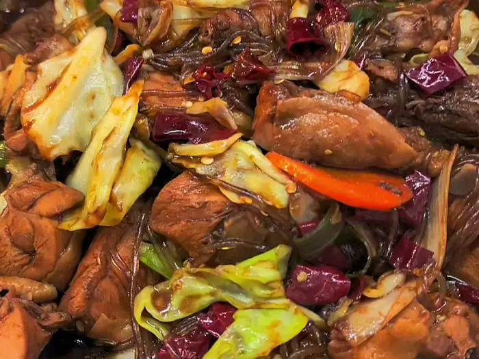 김이 모락모락 나는 안동찜닭 한 그릇