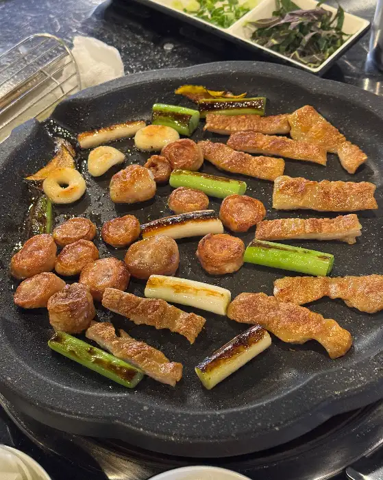 윤기 나는 짜장면