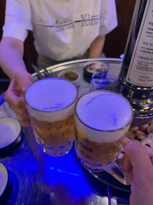 시원한 맥주와 함께 즐기는 막창