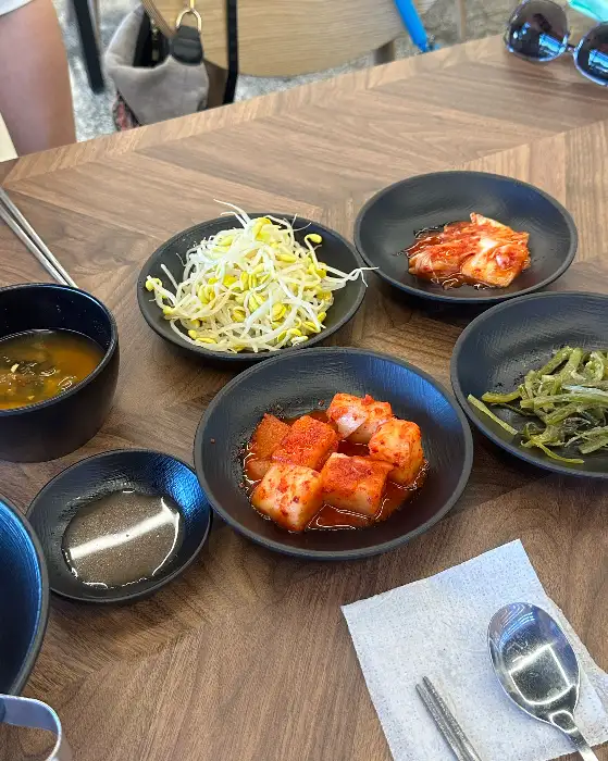 다양한 밑반찬