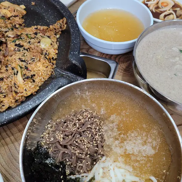 산골애 테이블 세팅 모습