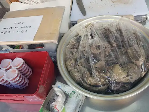 정육점 및 순대 준비 모습