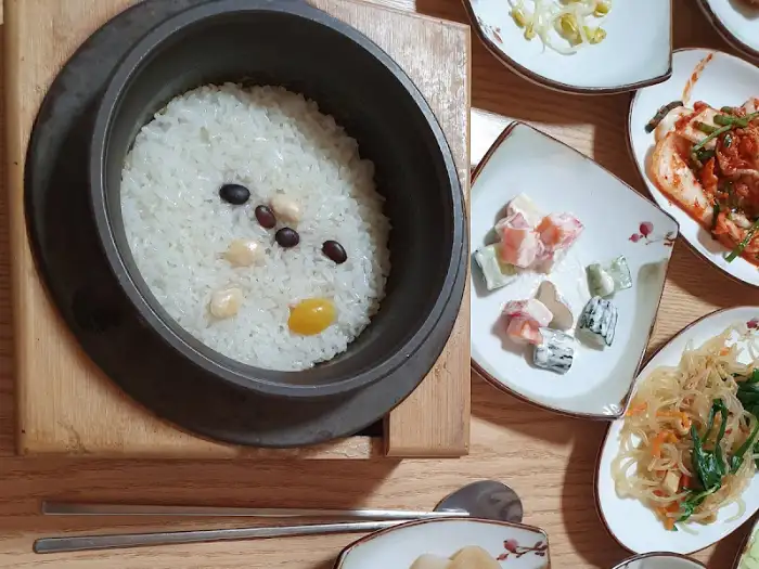 돌솥밥