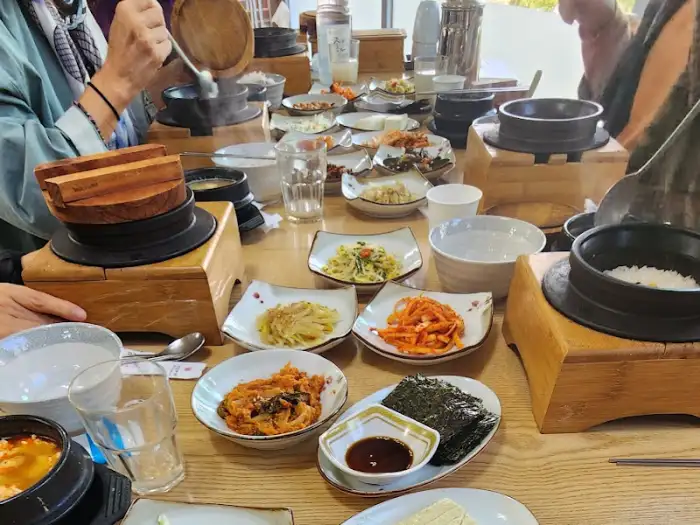 차려진 한상