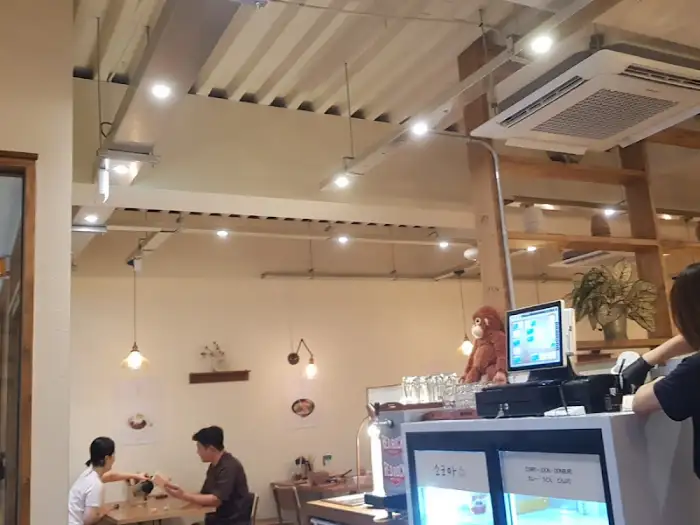 SokOA 내부 테이블 및 장식