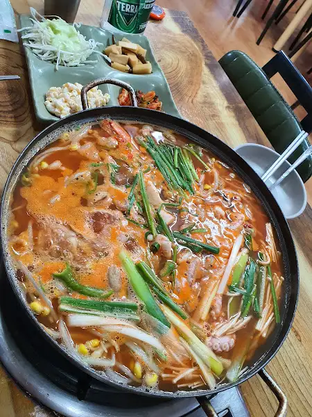 해물찜 조리 중인 모습