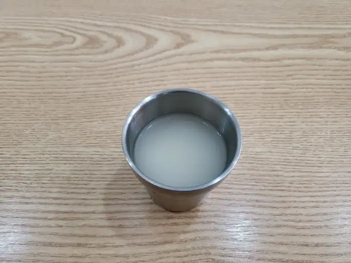 유가네가야밀면 육수 한 컵