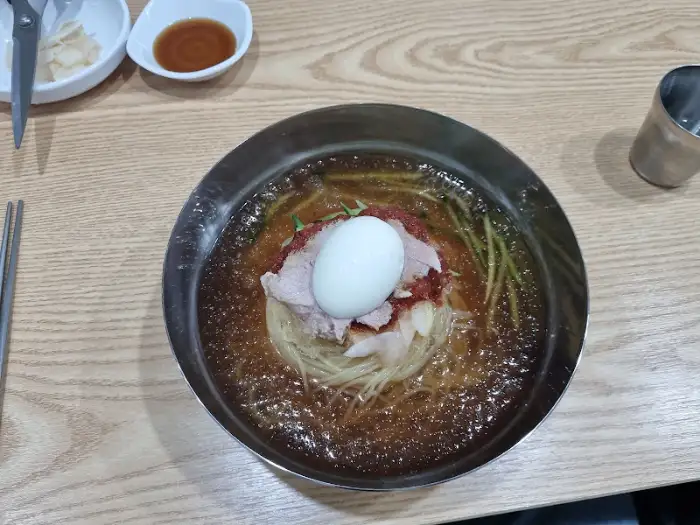유가네가야밀면 비빔밀면