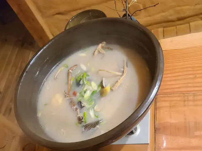 향어백숙 확대샷