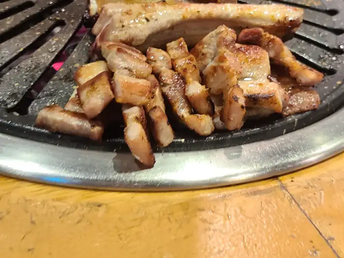 잘 구워진 양갈비