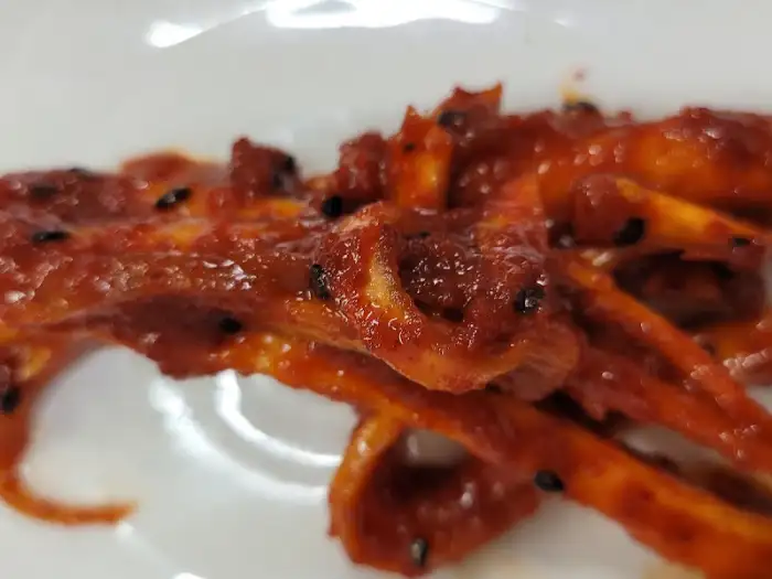 길봉식당 양념된 음식