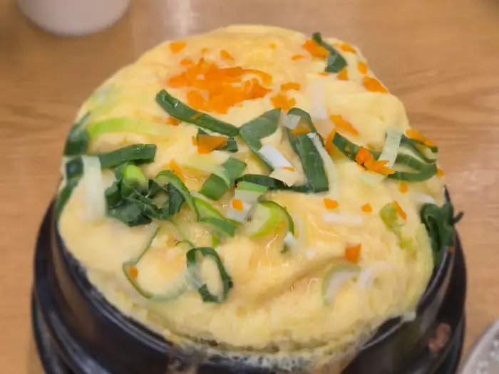 푸짐하고 먹음직스러운 계란찜