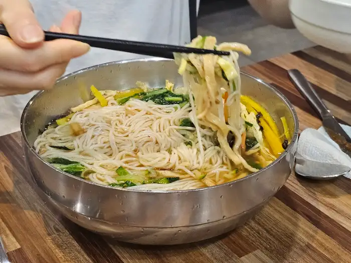 국수 한 그릇