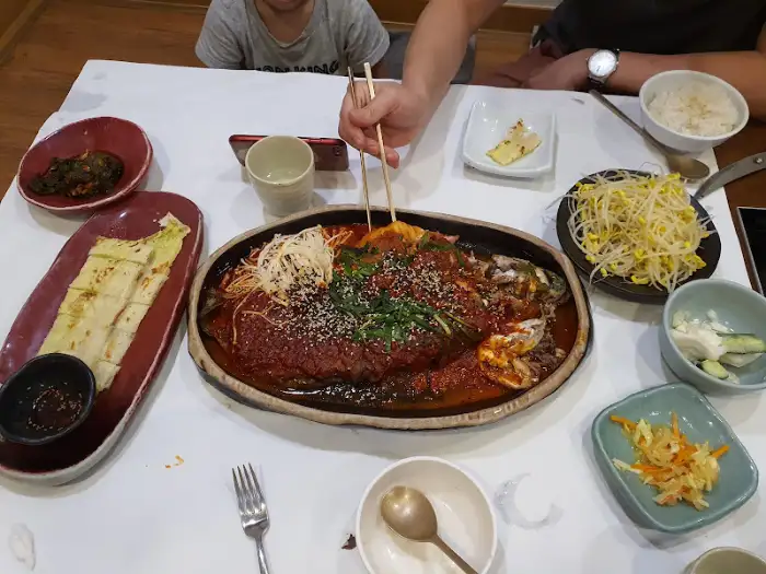 메기찜 한상차림