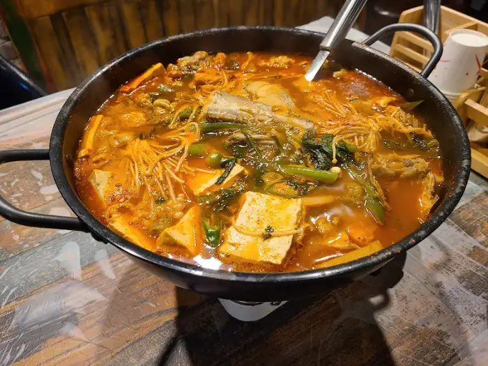 얼큰한 국물의 탕 요리