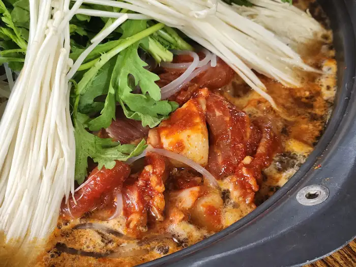 보글보글 끓고 있는 흑돼지 불고기 전골