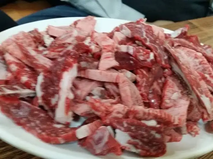 푸짐하게 담긴 소고기
