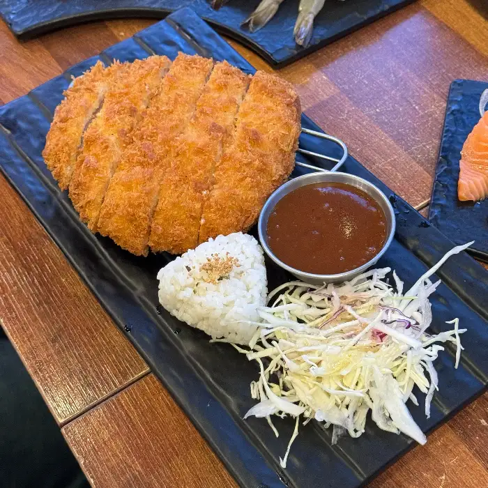 큼직한 새우 초밥