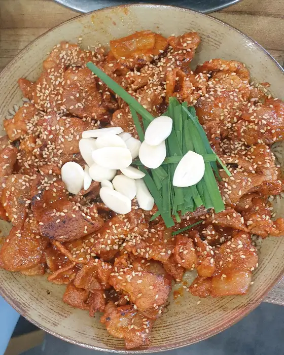 고추장 불고기 한 접시