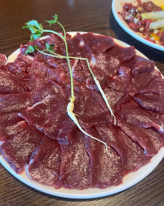 신선한 육회
