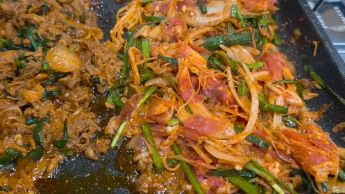 오리불고기 익어가는 모습