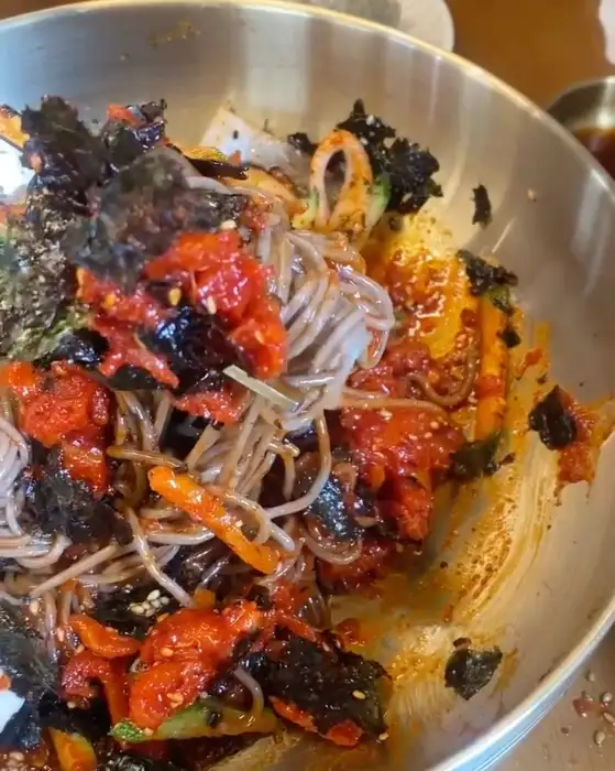 비빔 막국수 클로즈업